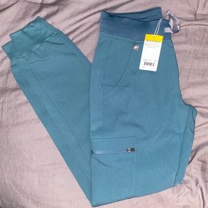 NWT Figs Hydrogreen Zamora XXS/R